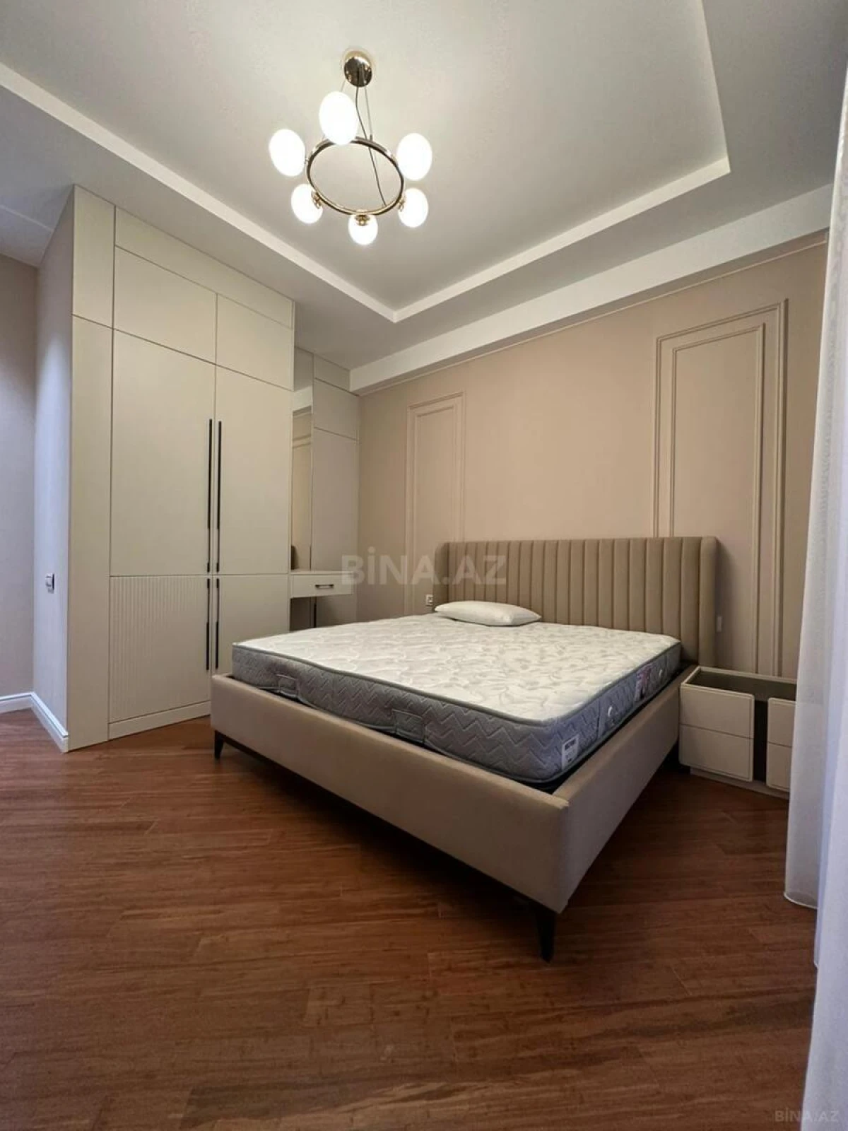 Kirayə verilir 3 otaqlı mənzil 104 m²