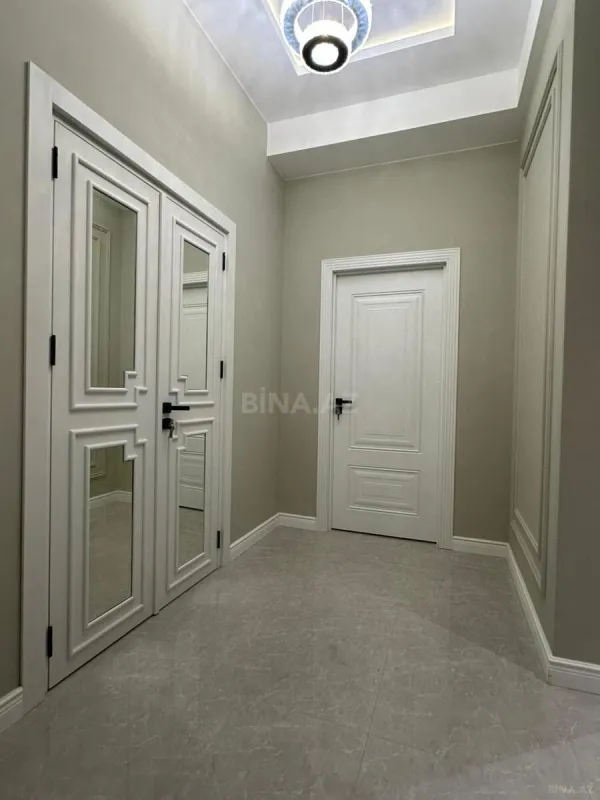 Kirayə verilir 3 otaqlı mənzil 104 m²