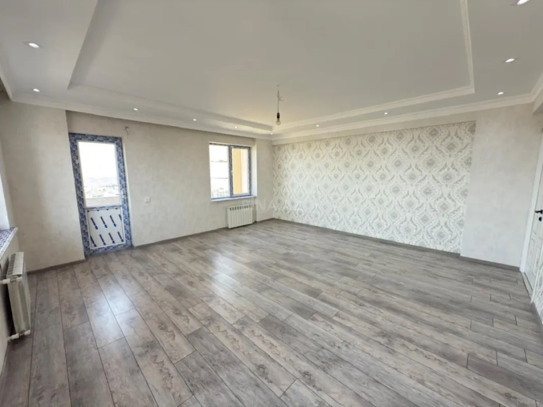 Satılır 3 otaqlı mənzil 120 m²