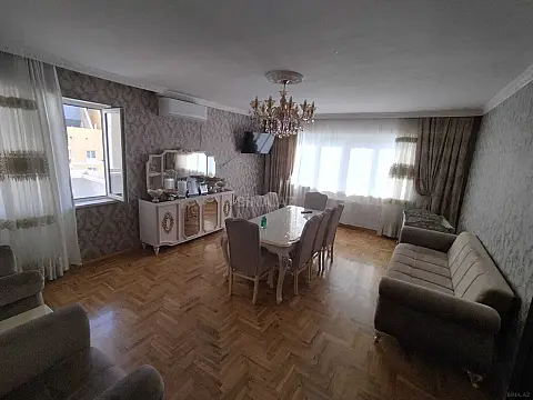 Satılır 5 otaqlı mənzil 170 m²