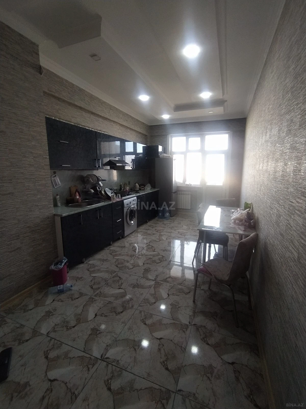 Kirayə verilir 3 otaqlı mənzil 95 m²