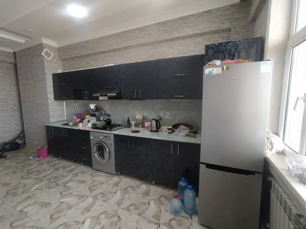 Kirayə verilir 3 otaqlı mənzil 95 m²