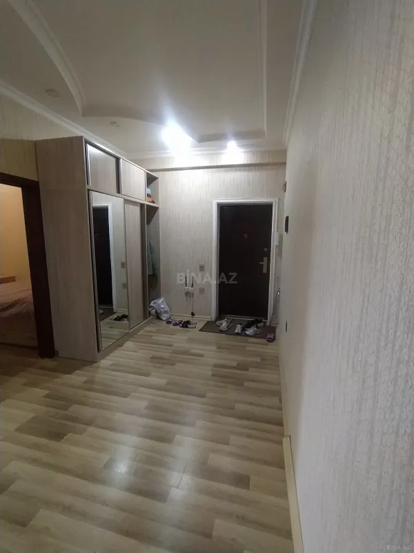 Kirayə verilir 3 otaqlı mənzil 95 m²