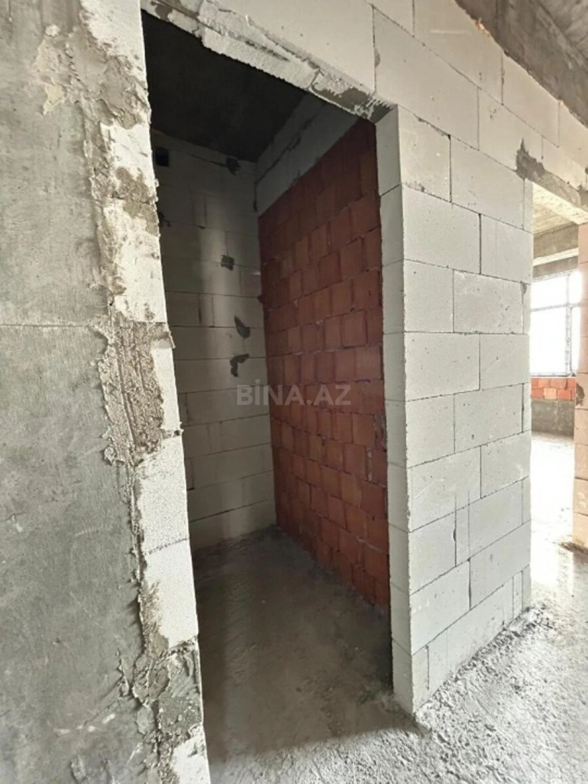 Satılır 3 otaqlı mənzil 86 m²