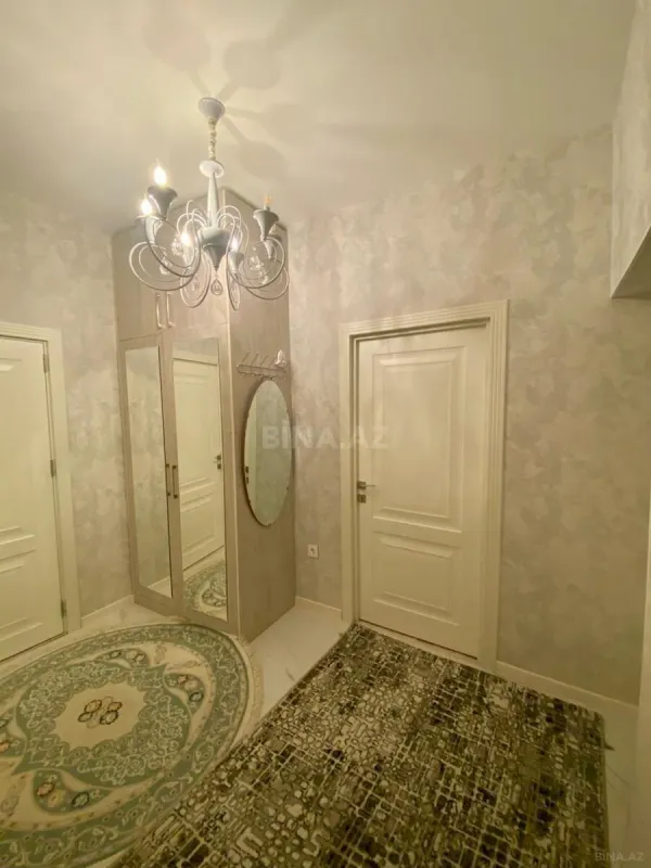 Kirayə verilir 2 otaqlı mənzil 75 m²