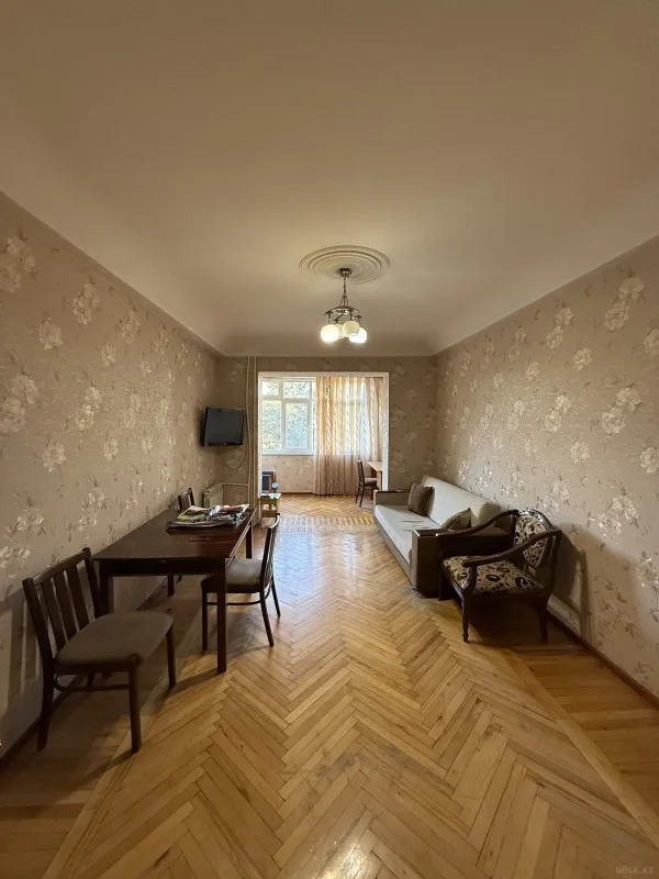 Satılır 2 otaqlı mənzil 60 m²