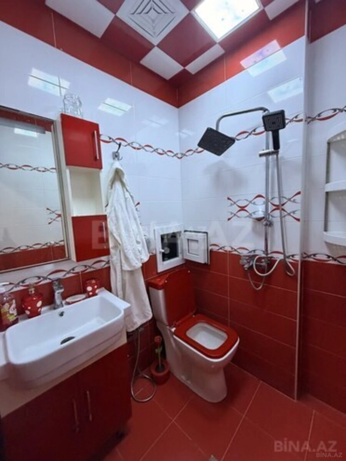 Satılır 2 otaqlı mənzil 50 m²