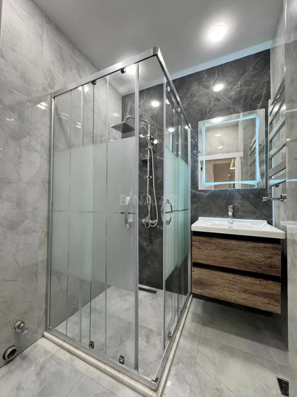 Satılır 3 otaqlı mənzil 80 m²