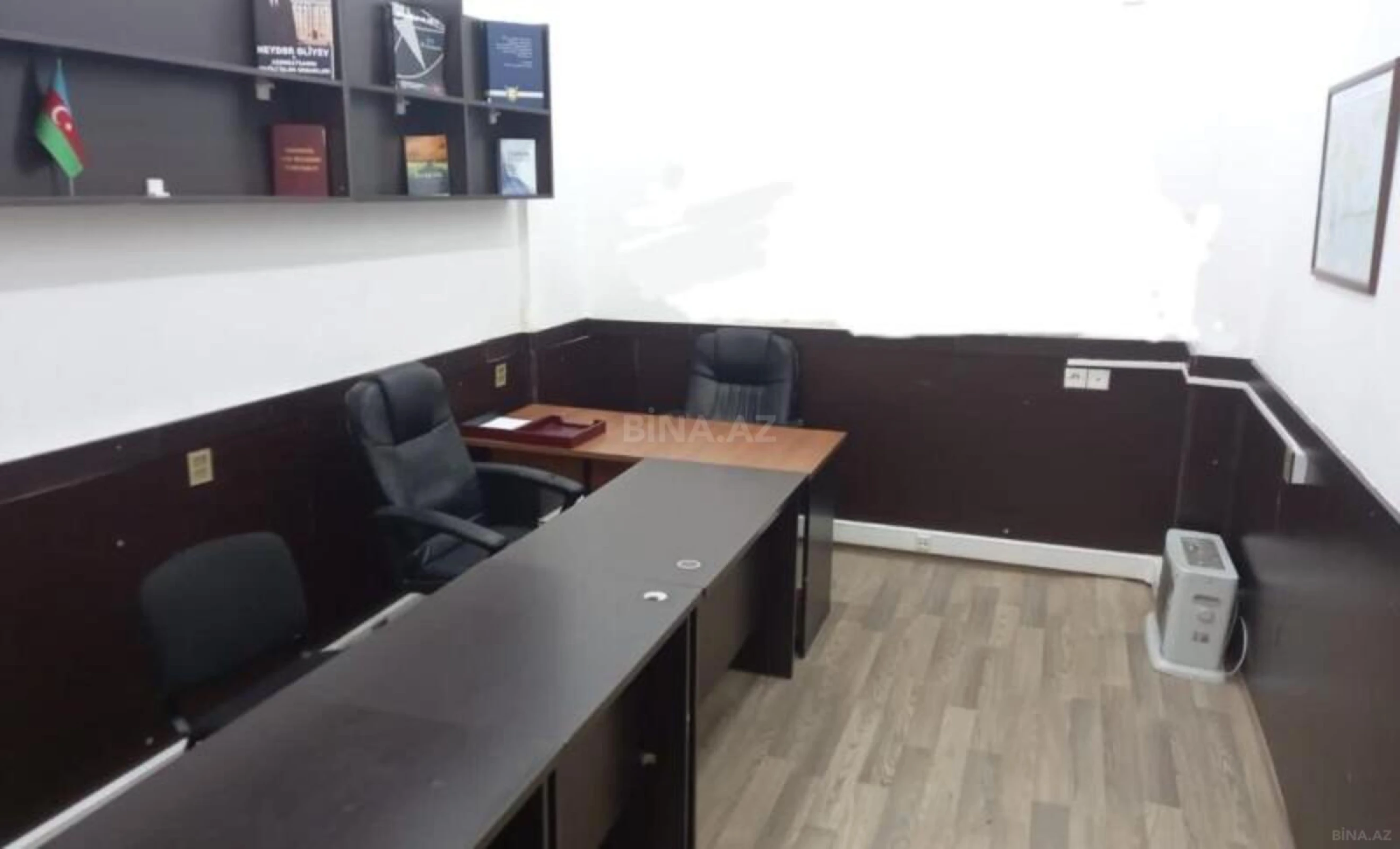 Satılır 3 otaqlı ofis 54 m²