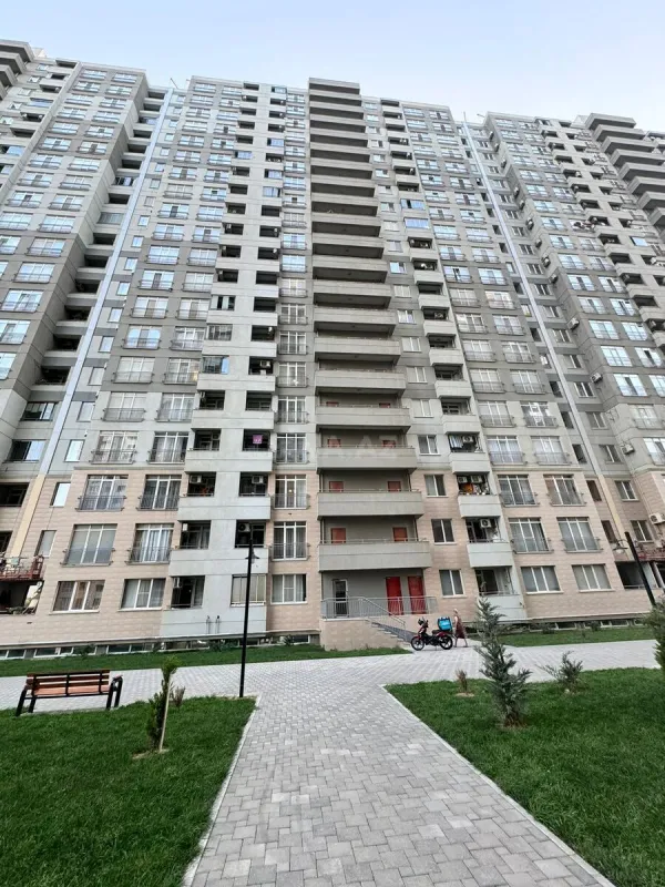 Satılır 2 otaqlı mənzil 48 m²