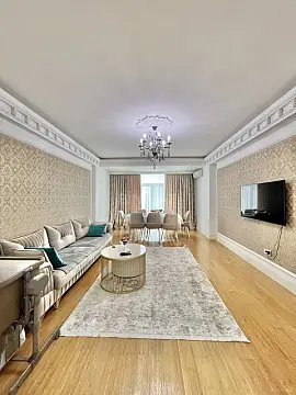 Satılır 2 otaqlı mənzil 111 m²