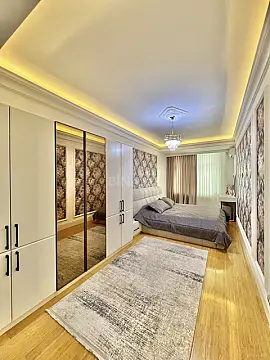 Satılır 2 otaqlı mənzil 111 m²