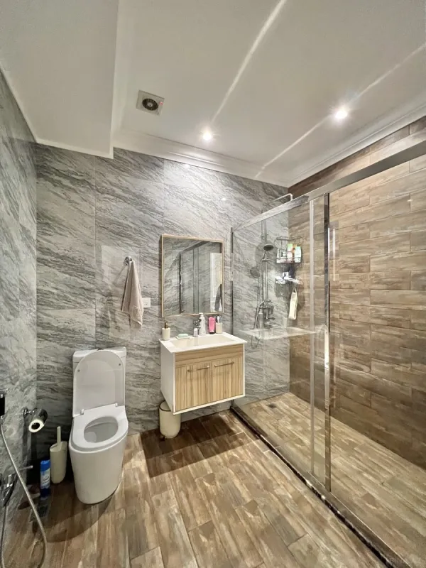 Satılır 2 otaqlı mənzil 111 m²