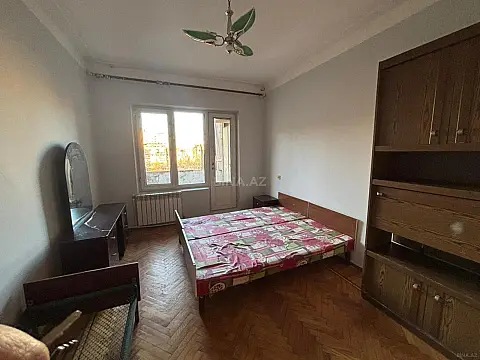 Kirayə verilir 2 otaqlı mənzil 83 m²