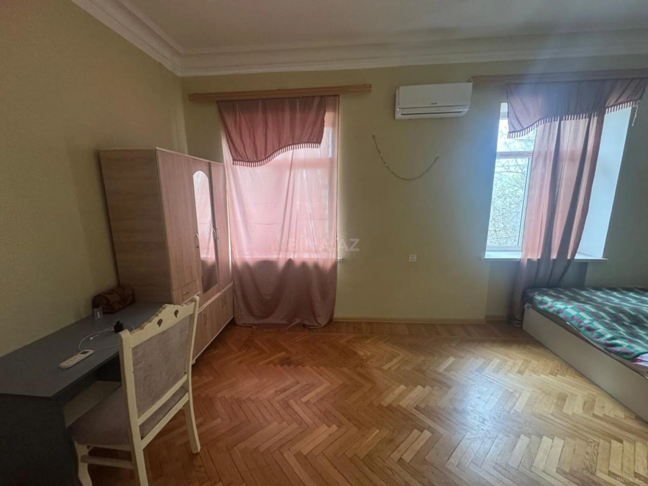 Kirayə verilir 2 otaqlı mənzil 65 m²