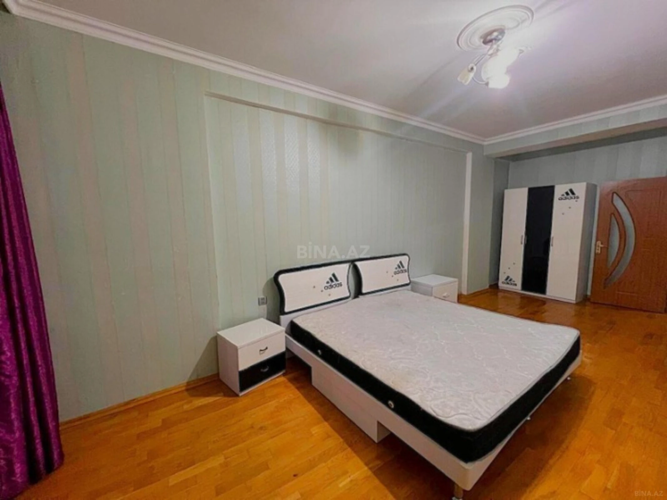 Satılır 3 otaqlı mənzil 140 m²