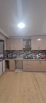 Satılır 6 otaqlı həyət evi 230 m²