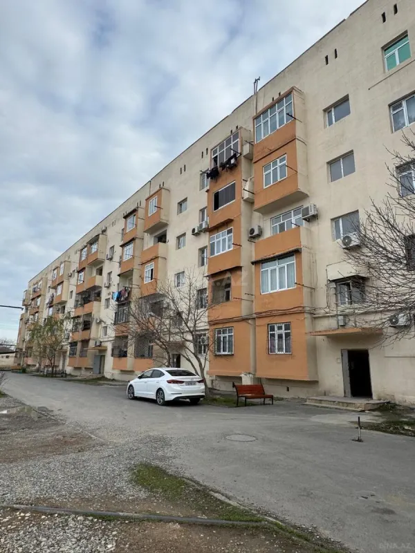 Satılır 2 otaqlı mənzil 70 m²