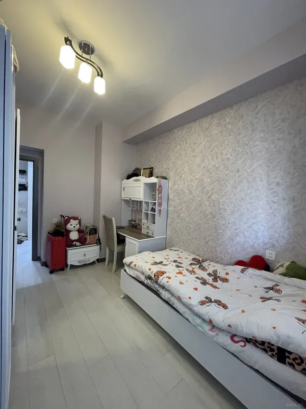 Satılır 3 otaqlı mənzil 80 m²