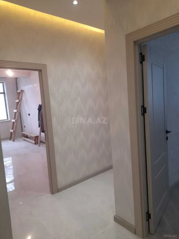 Satılır 3 otaqlı mənzil 125 m²