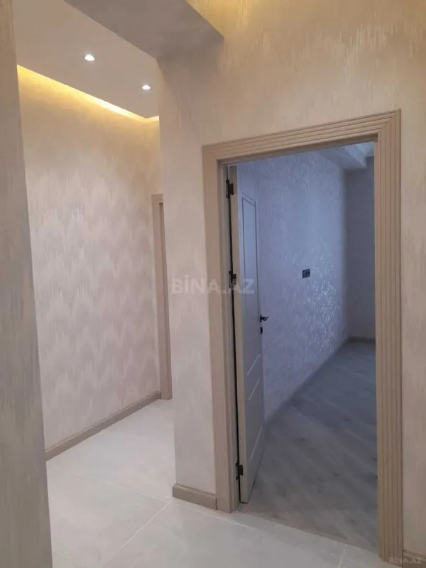 Satılır 3 otaqlı mənzil 125 m²