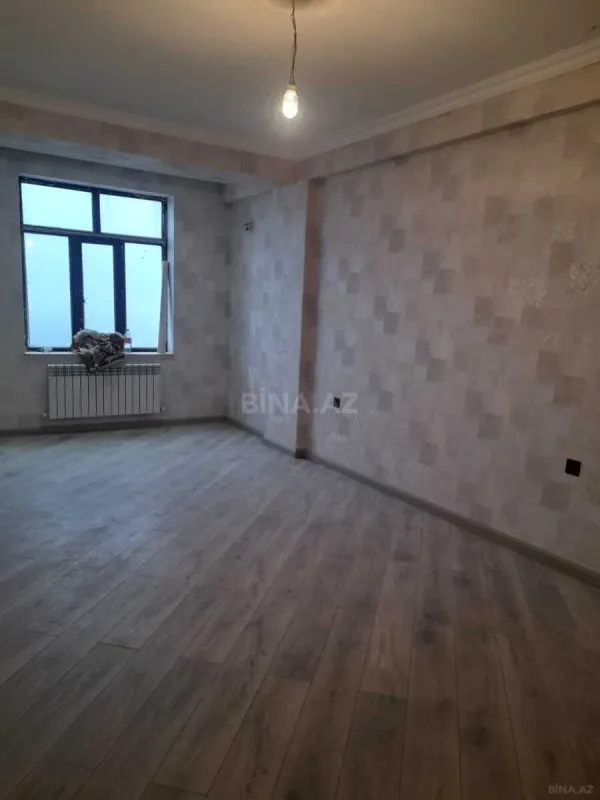 Satılır 3 otaqlı mənzil 125 m²