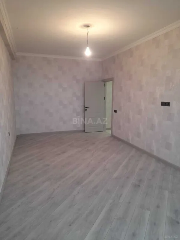Satılır 3 otaqlı mənzil 125 m²