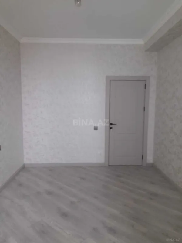 Satılır 3 otaqlı mənzil 125 m²