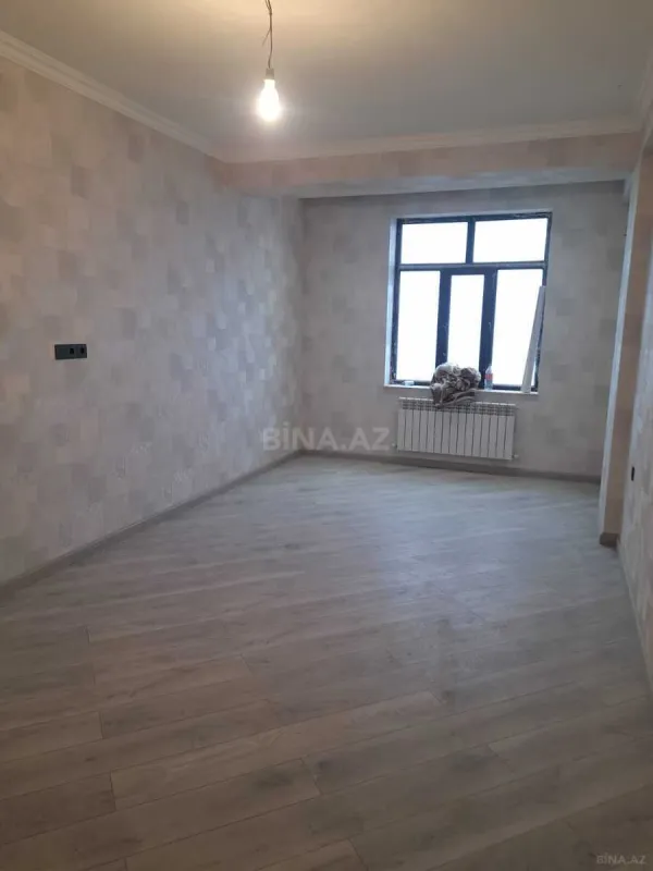 Satılır 3 otaqlı mənzil 125 m²