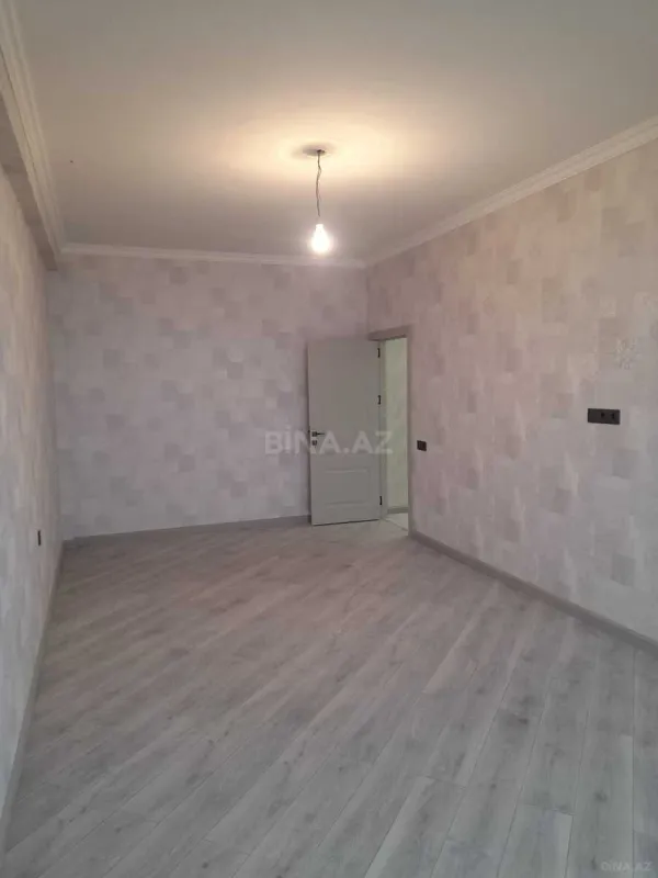 Satılır 3 otaqlı mənzil 125 m²