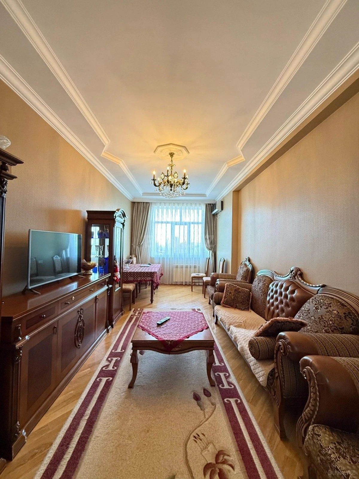 Satılır 3 otaqlı mənzil 108 m²
