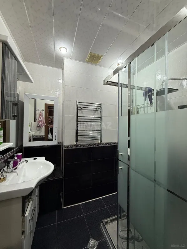 Satılır 3 otaqlı mənzil 108 m²