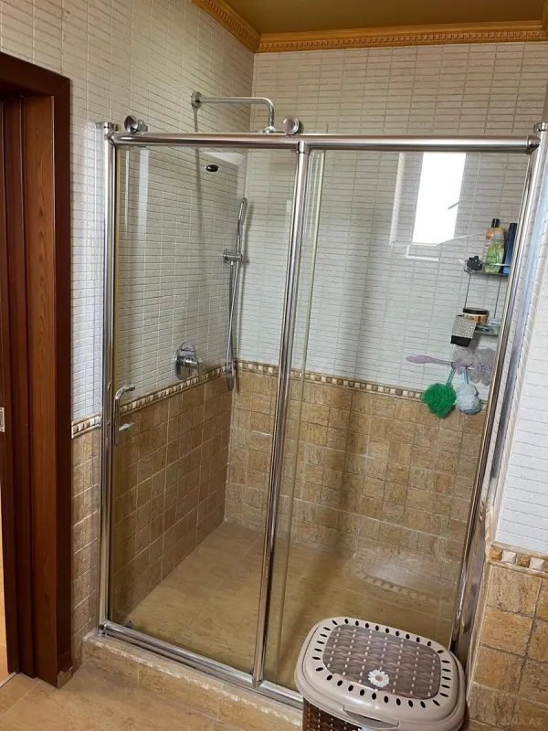 Kirayə verilir 6 otaqlı həyət evi 420 m²