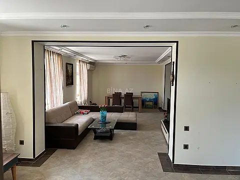 Kirayə verilir 6 otaqlı həyət evi 420 m²