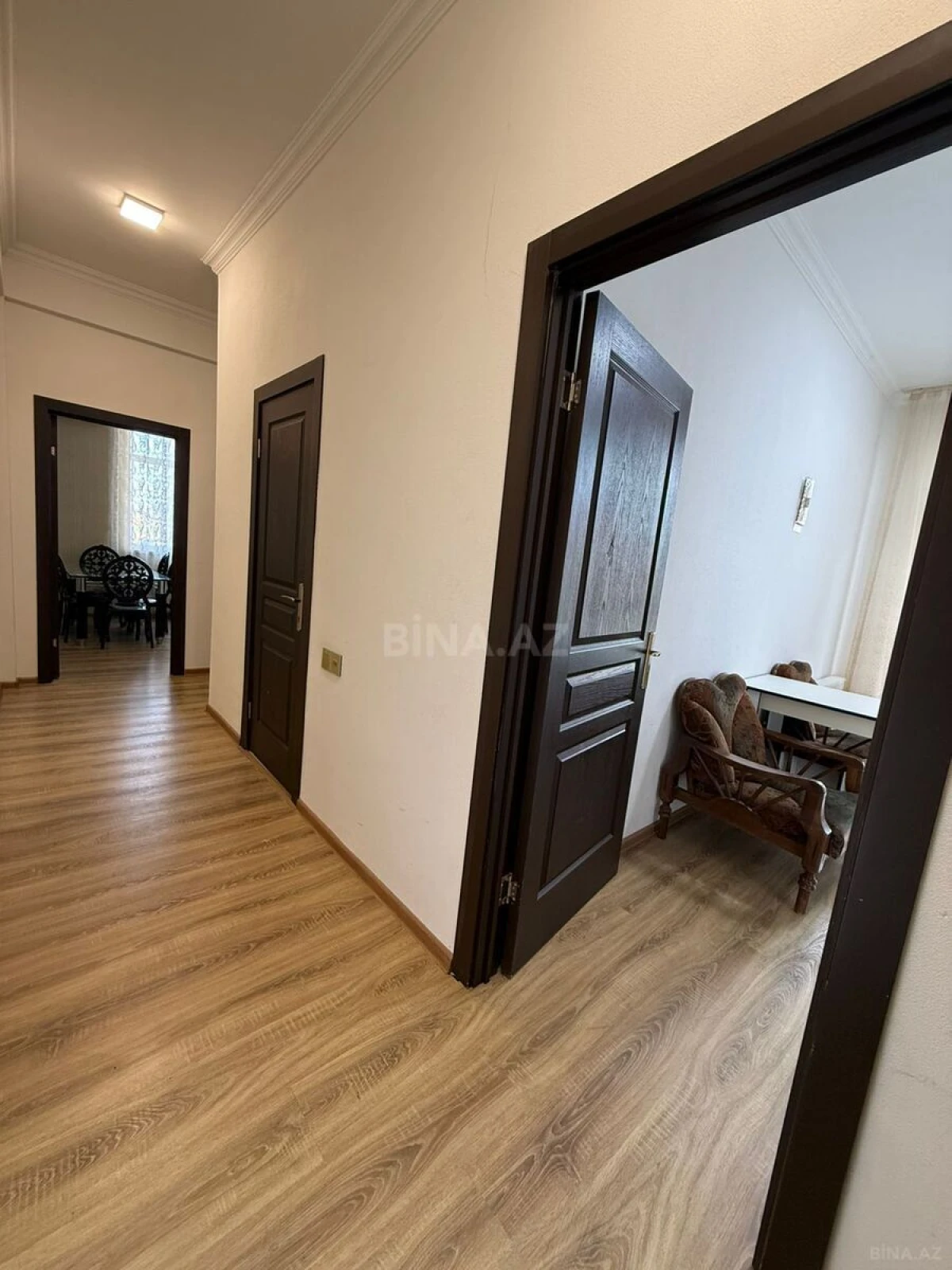 Kirayə verilir 2 otaqlı mənzil 80 m²