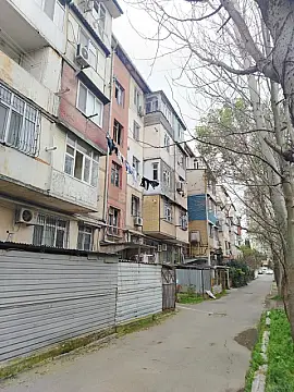 Satılır 2 otaqlı mənzil 50 m² — Bakı, Memar Əcəmi yanı 2 otaq 50.00 m²
