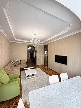 Satılır 3 otaqlı mənzil 84 m²