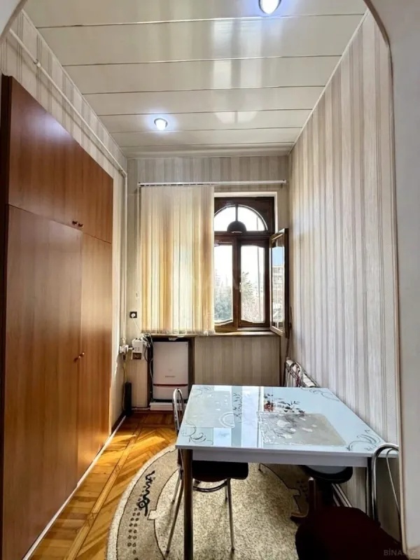 Satılır 3 otaqlı mənzil 84 m²
