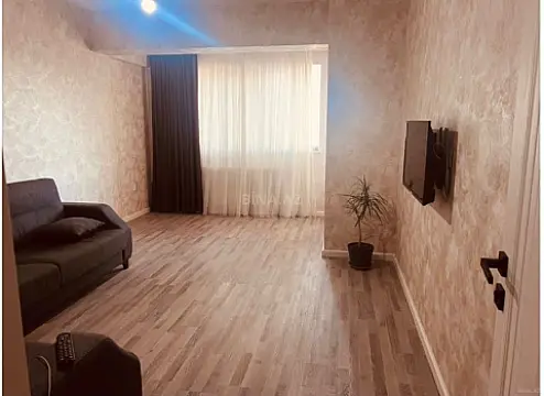 Kirayə verilir 3 otaqlı mənzil 125 m² — Bakı 3 otaq 125.00 m²