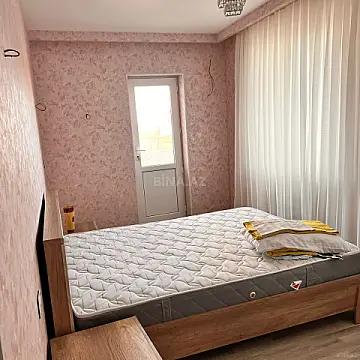 Kirayə verilir 3 otaqlı mənzil 125 m²