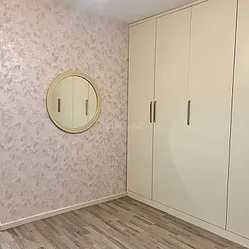 Kirayə verilir 3 otaqlı mənzil 125 m²