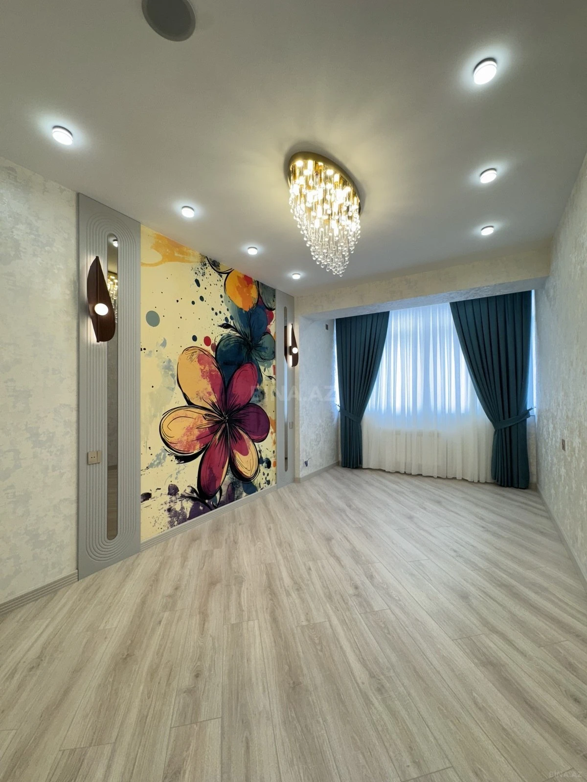 Satılır 3 otaqlı mənzil 110 m²