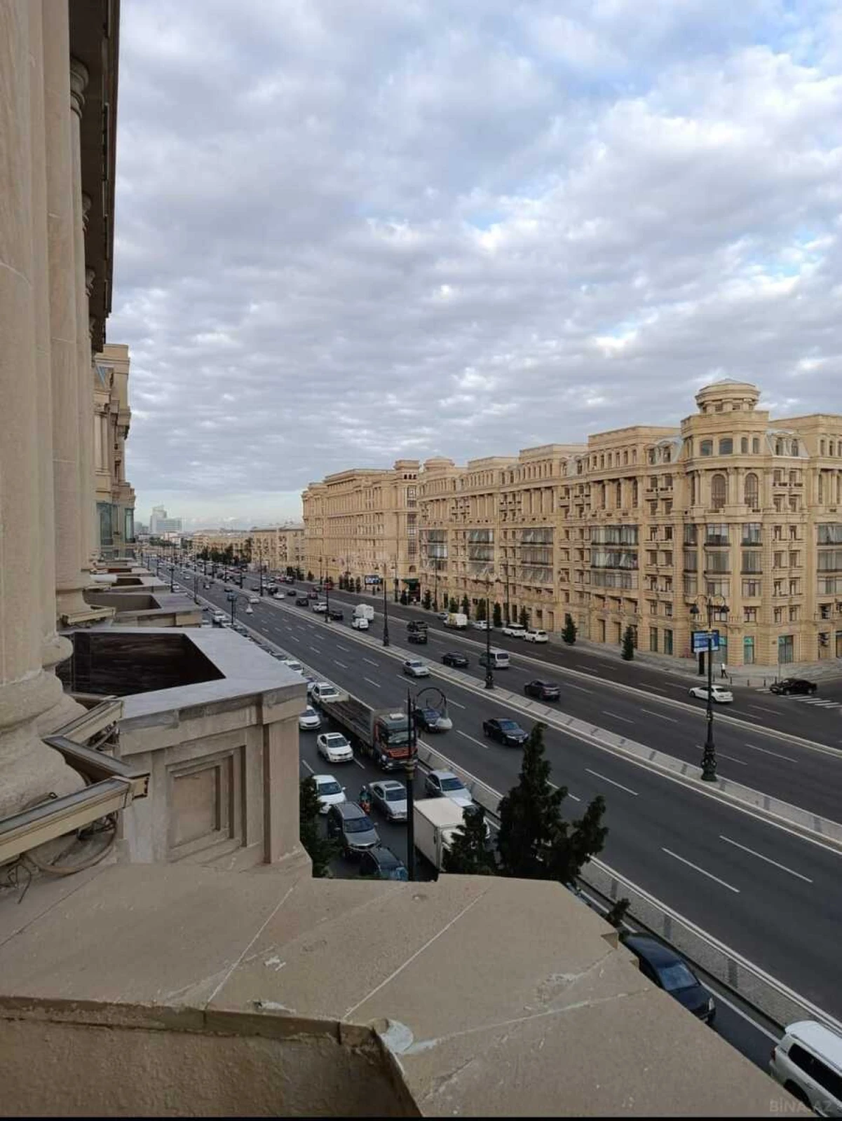 Kirayə verilir 3 otaqlı mənzil 110 m²