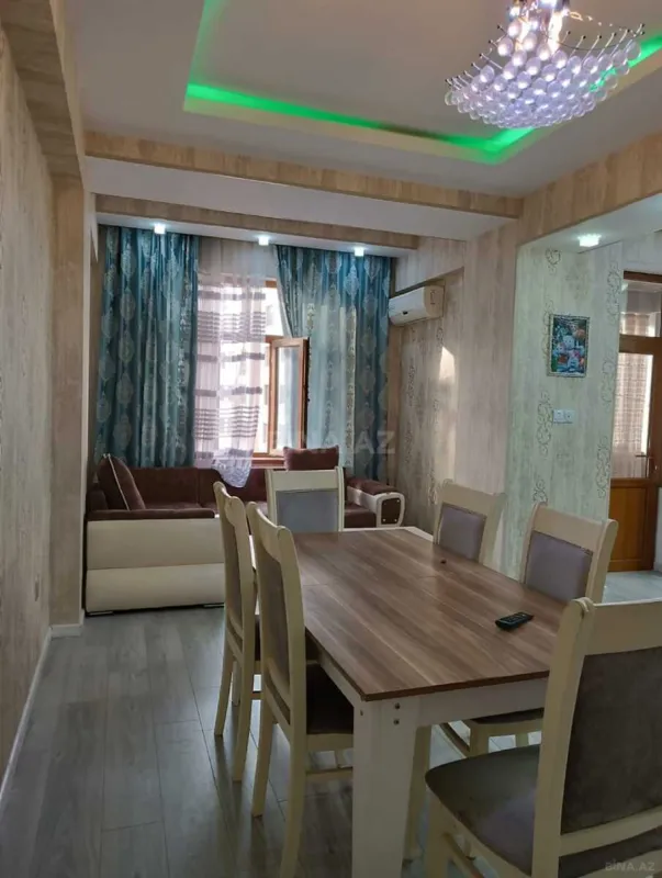 Kirayə verilir 3 otaqlı mənzil 110 m²