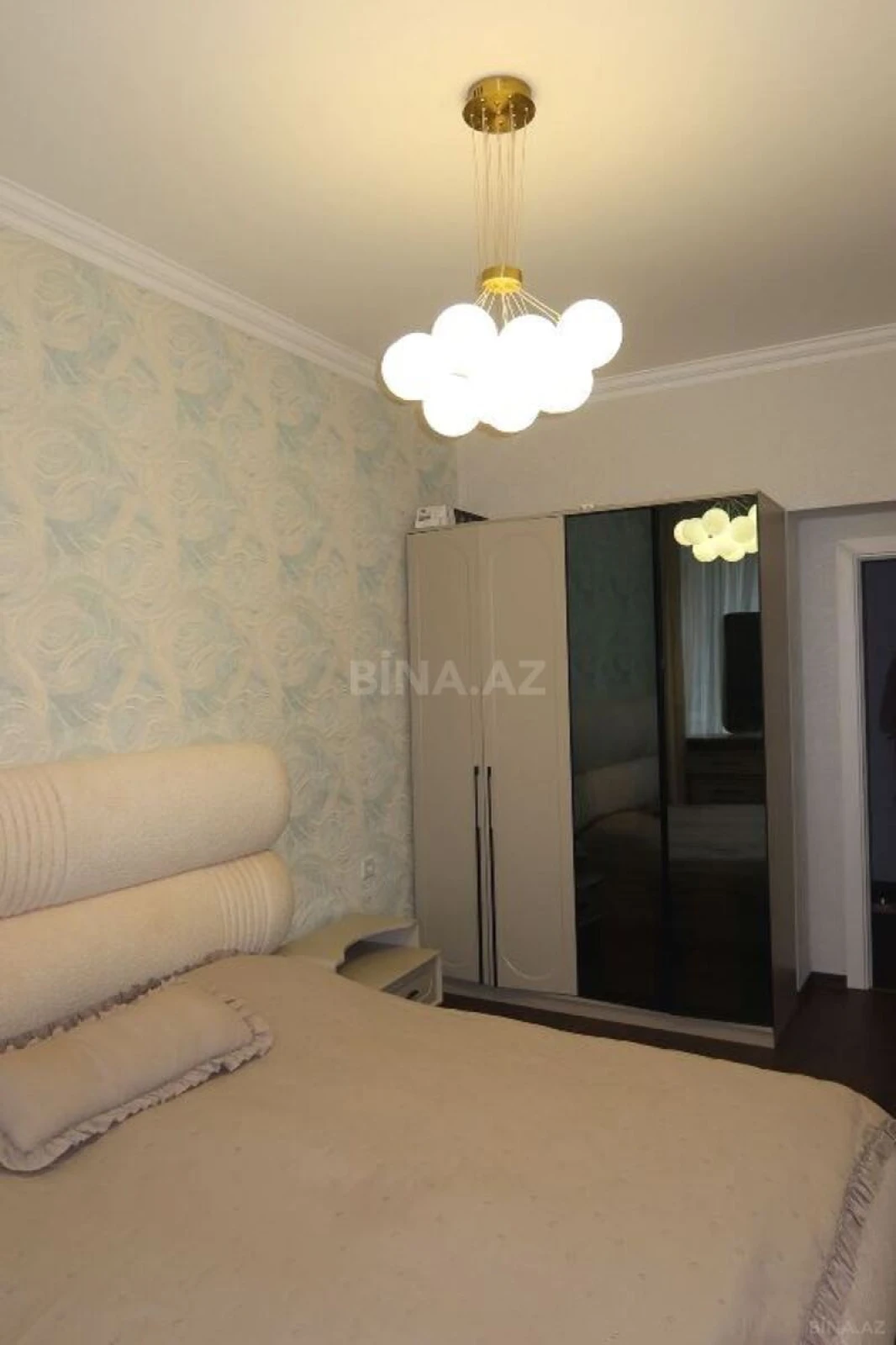 Satılır 3 otaqlı mənzil 75 m²