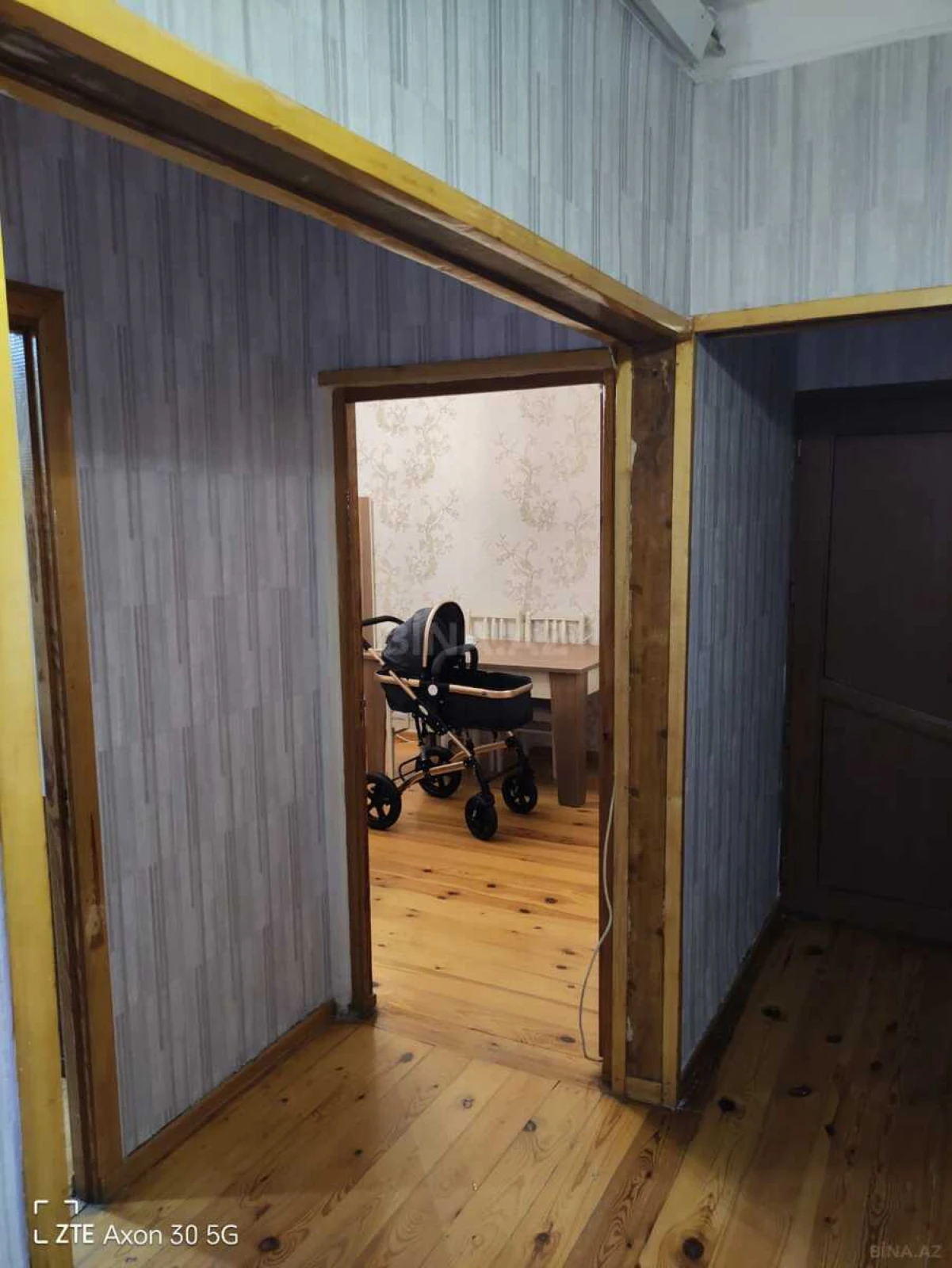 Satılır 3 otaqlı mənzil 82 m²