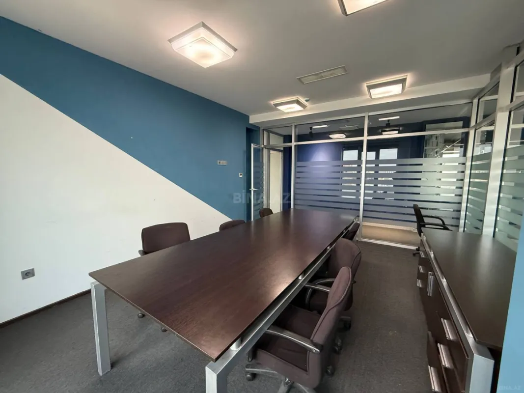 Kirayə verilir 6 otaqlı ofis 190 m²