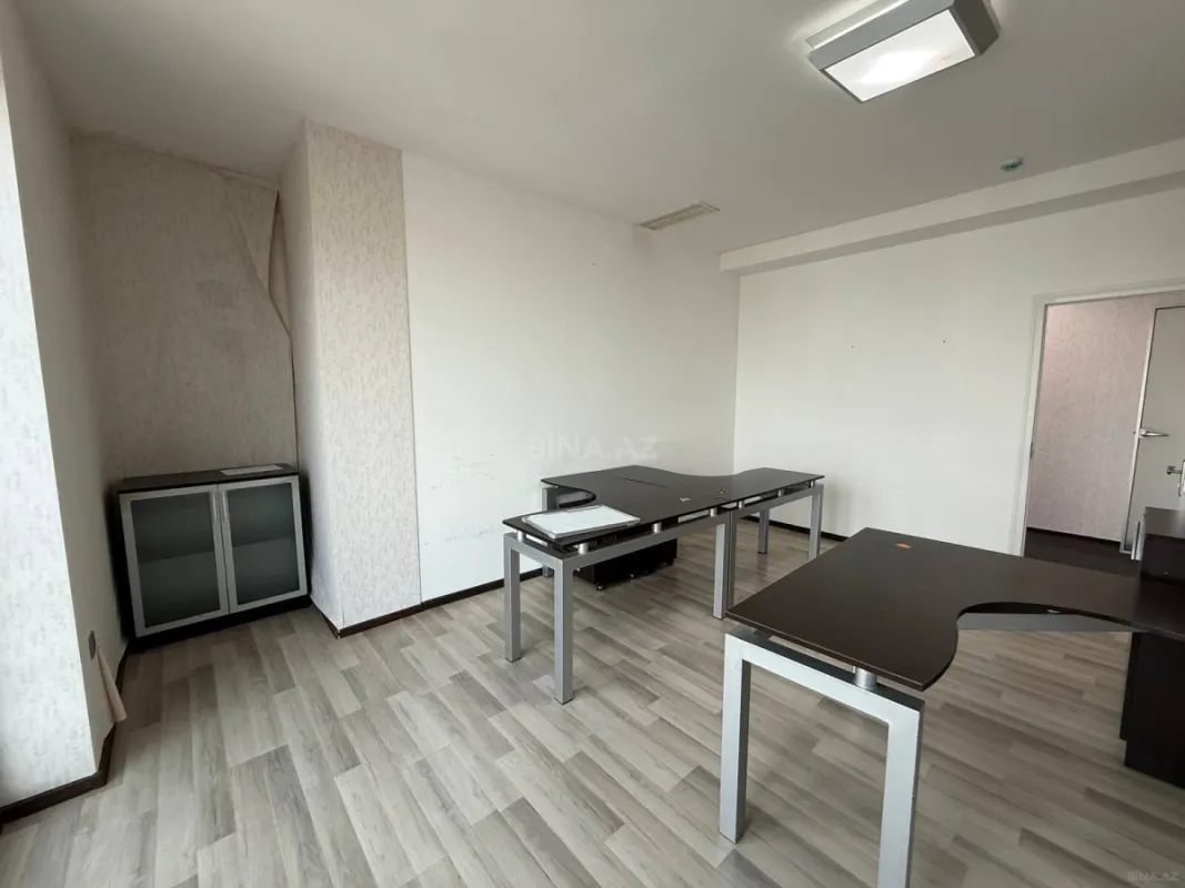 Kirayə verilir 6 otaqlı ofis 190 m²