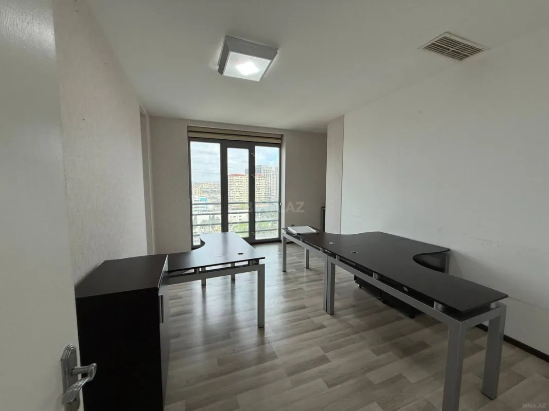 Kirayə verilir 6 otaqlı ofis 190 m²