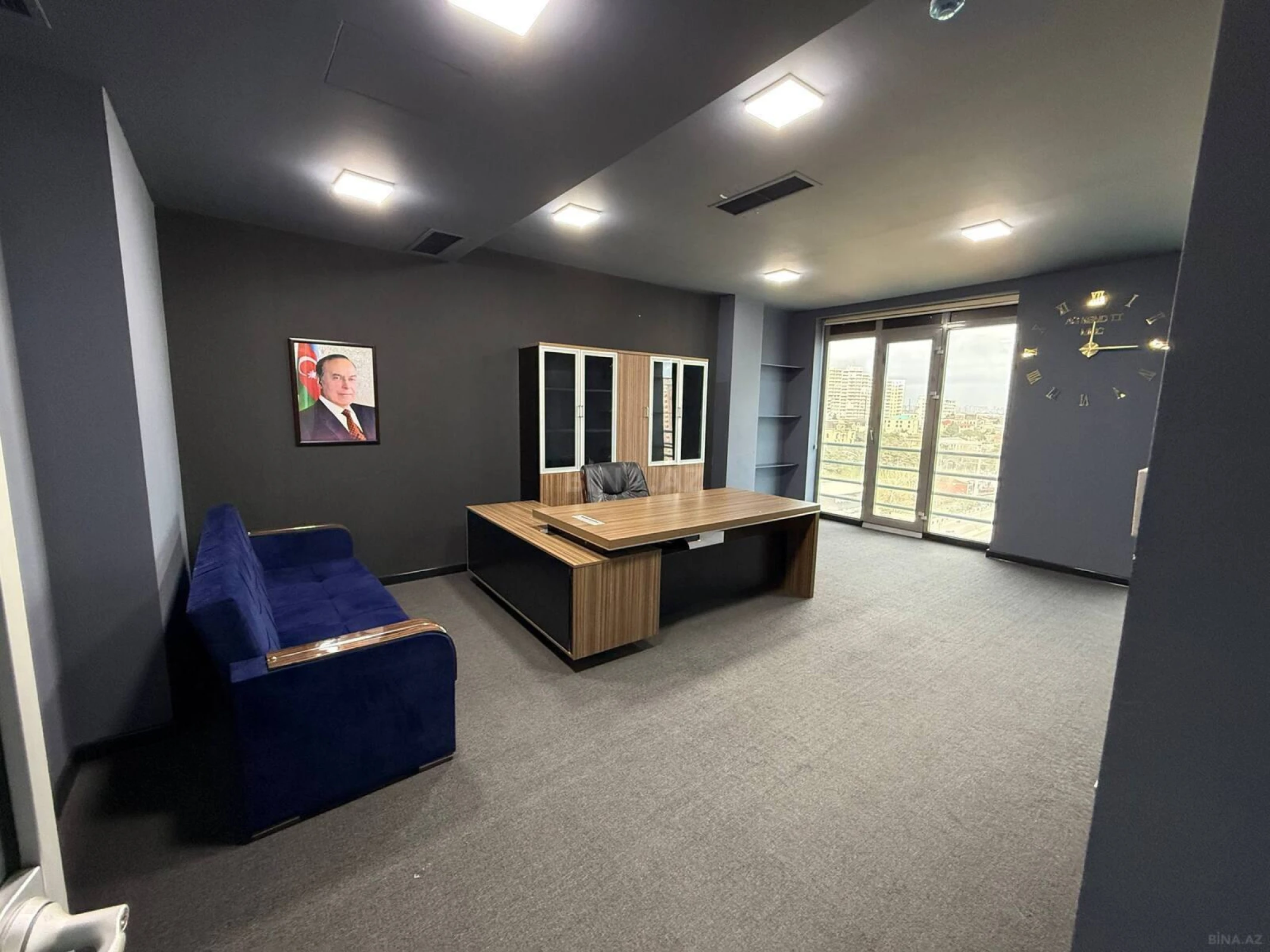 Kirayə verilir 6 otaqlı ofis 190 m²